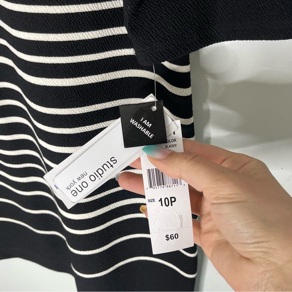 STUDIO ONE Black and White Striped 3/4 Sleeve Sheath Dress Size 10P NWT - Picture 3 of 7